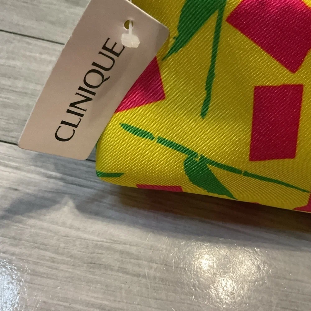 Clinique Donald X Vibrant Yellow Cosmetic Pouch NWT floral